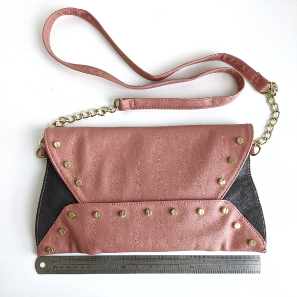 Steve Madden Vegan leather envelope purse - Picture 2 of 8